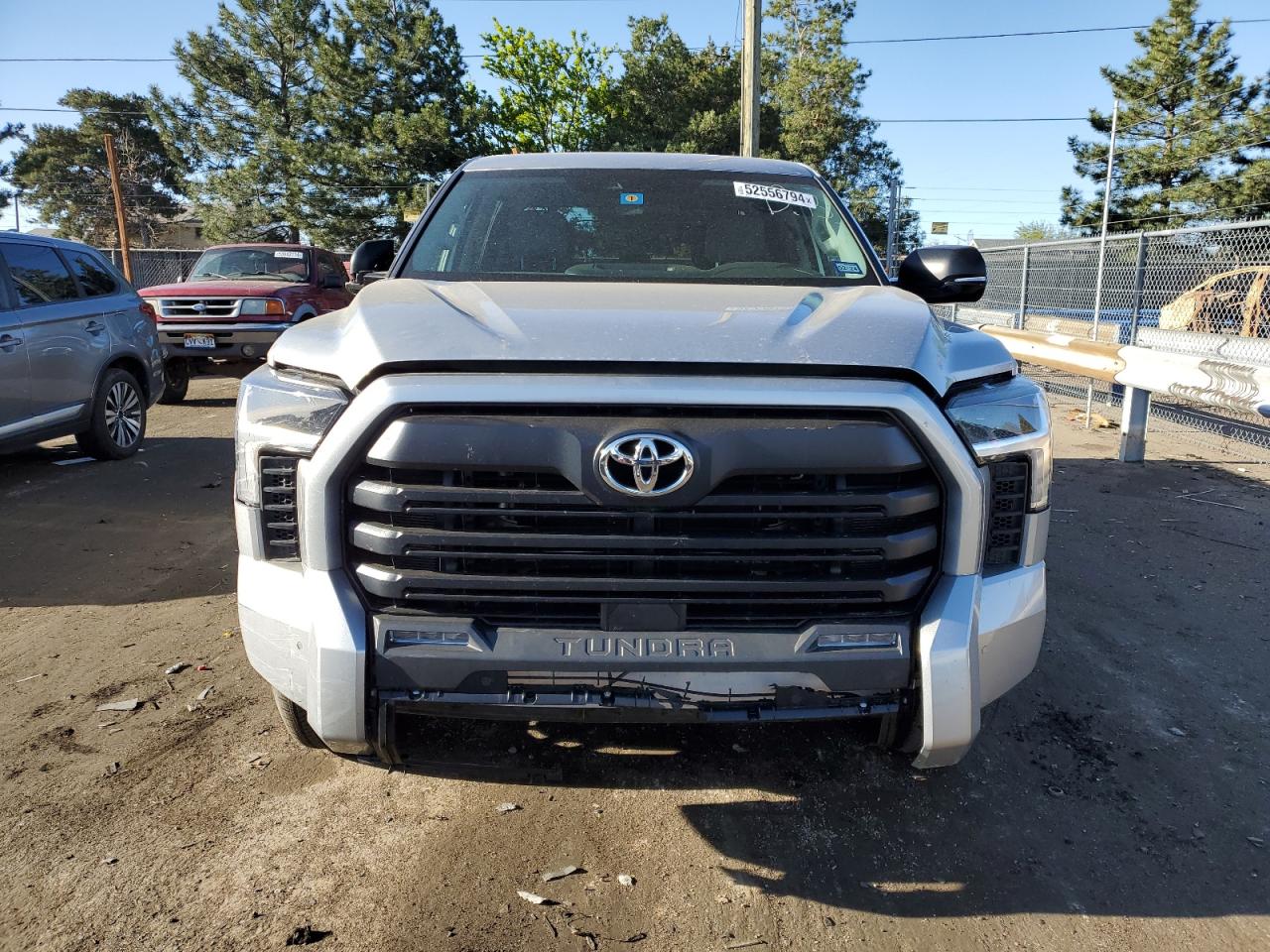 Photo 4 VIN: 5TFLA5DBXNX012741 - TOYOTA TUNDRA CRE 