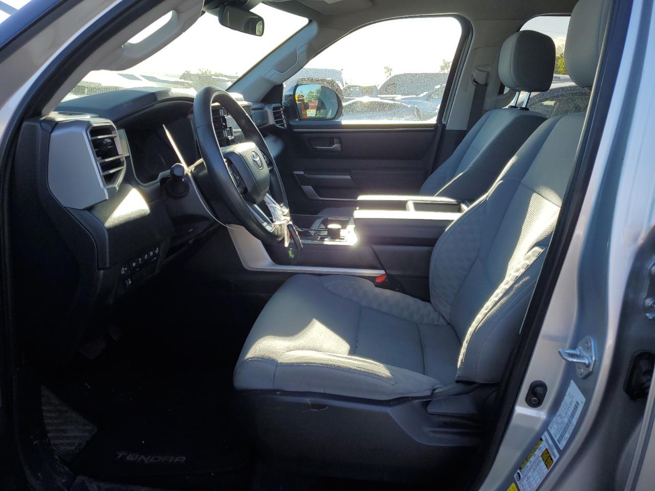 Photo 6 VIN: 5TFLA5DBXNX012741 - TOYOTA TUNDRA CRE 