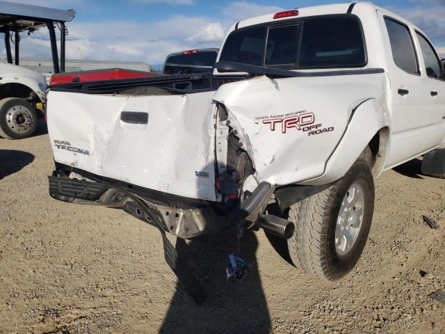 Photo 8 VIN: 5TFLU4EN0BX022314 - TOYOTA TACOMA DOU 