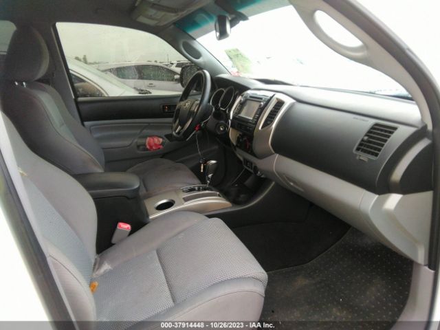 Photo 4 VIN: 5TFLU4EN0CX047876 - TOYOTA TACOMA 