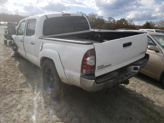 Photo 2 VIN: 5TFLU4EN1BX003304 - TOYOTA TACOMA DOU 