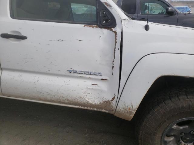 Photo 8 VIN: 5TFLU4EN1BX003304 - TOYOTA TACOMA DOU 