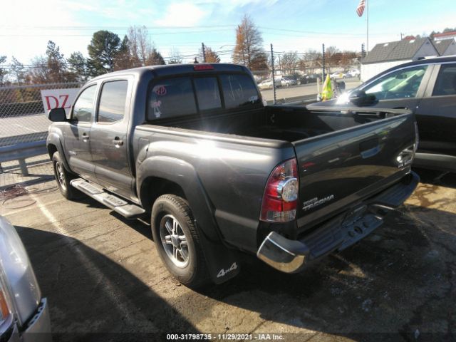 Photo 2 VIN: 5TFLU4EN1FX127272 - TOYOTA TACOMA 