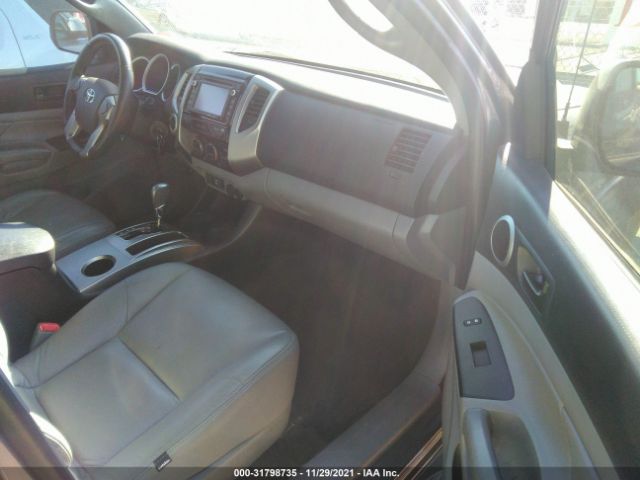 Photo 4 VIN: 5TFLU4EN1FX127272 - TOYOTA TACOMA 