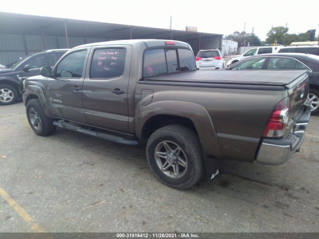 Photo 2 VIN: 5TFLU4EN2DX054555 - TOYOTA TACOMA 