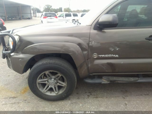 Photo 5 VIN: 5TFLU4EN2DX054555 - TOYOTA TACOMA 