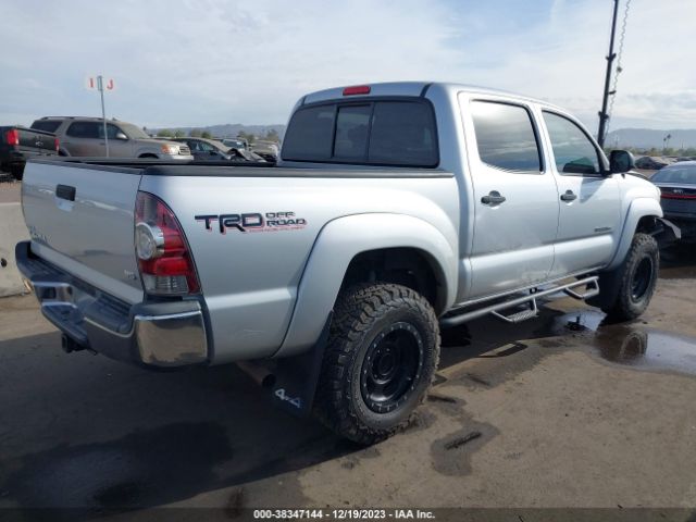 Photo 3 VIN: 5TFLU4EN2DX078158 - TOYOTA TACOMA 