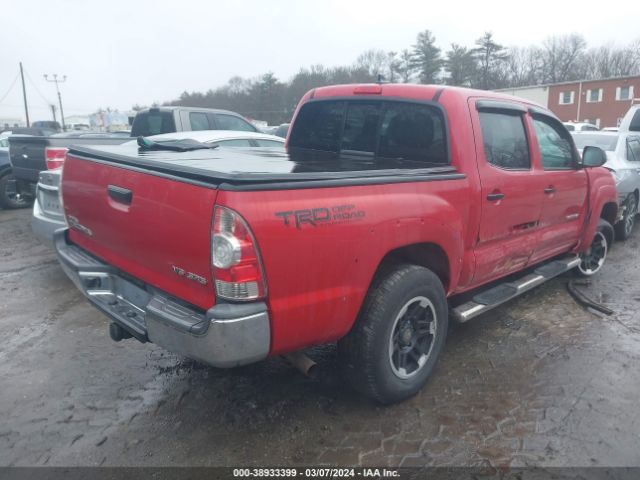 Photo 3 VIN: 5TFLU4EN2EX099013 - TOYOTA TACOMA 