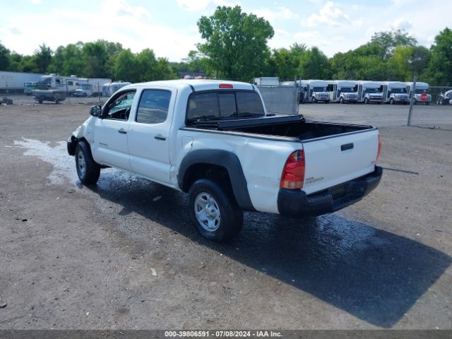 Photo 2 VIN: 5TFLU4EN2FX114076 - TOYOTA TACOMA 