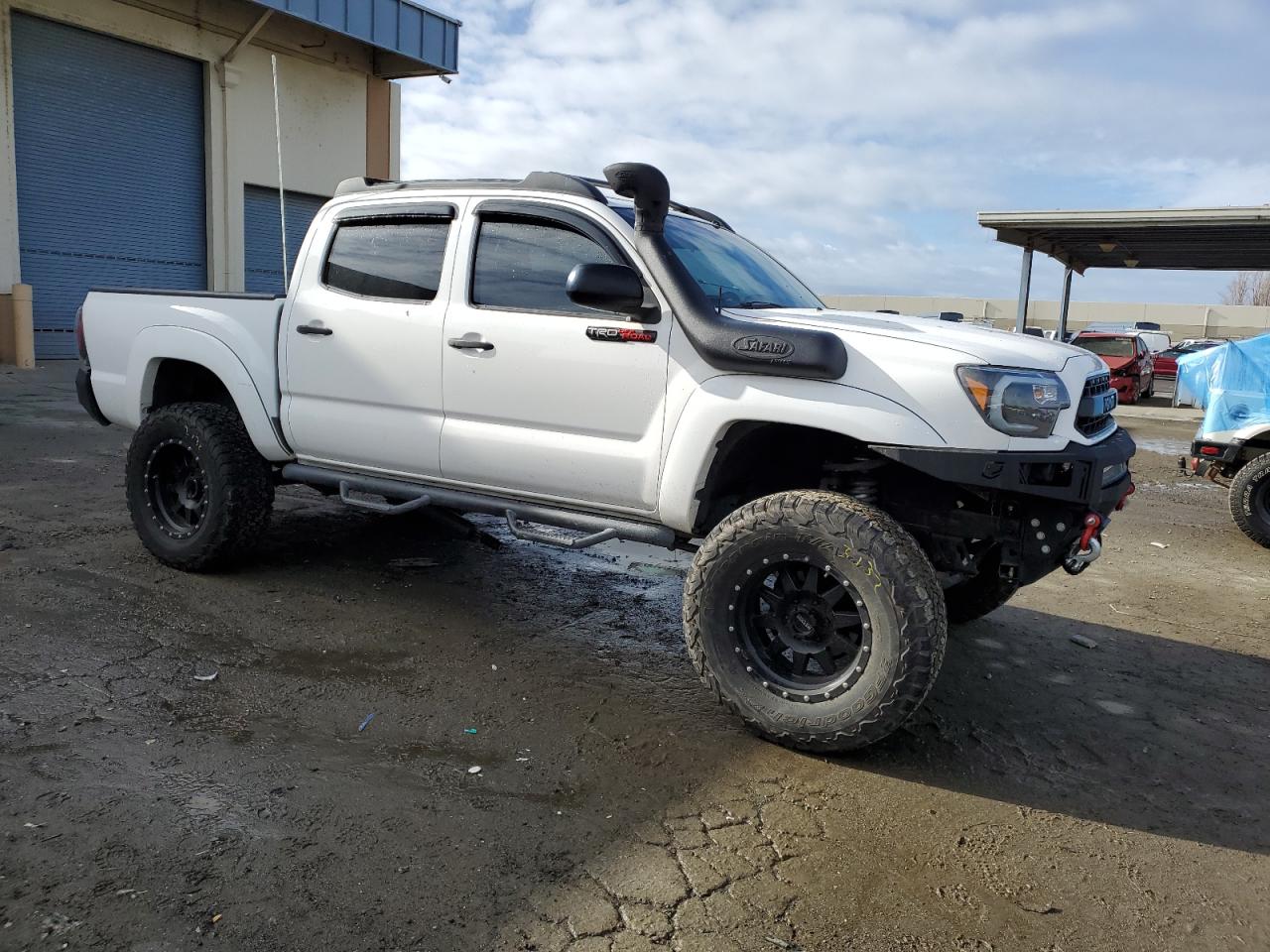 Photo 3 VIN: 5TFLU4EN2FX133436 - TOYOTA TACOMA 