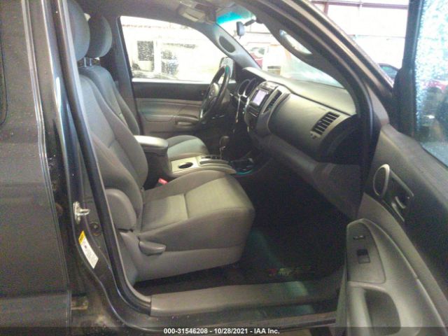 Photo 4 VIN: 5TFLU4EN2FX142167 - TOYOTA TACOMA 