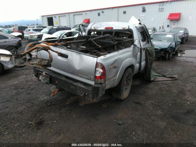 Photo 3 VIN: 5TFLU4EN3BX013073 - TOYOTA TACOMA 