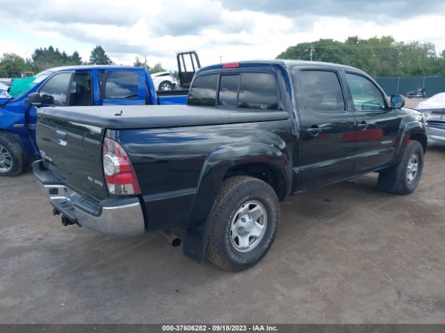 Photo 3 VIN: 5TFLU4EN3BX014840 - TOYOTA TACOMA 