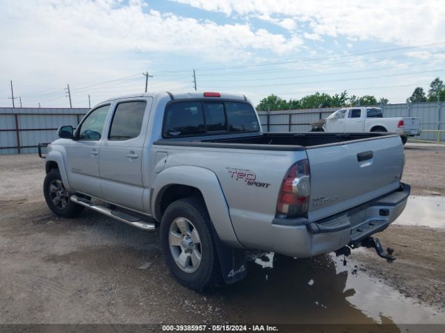 Photo 2 VIN: 5TFLU4EN3DX056671 - TOYOTA TACOMA 