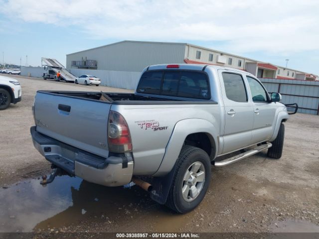 Photo 3 VIN: 5TFLU4EN3DX056671 - TOYOTA TACOMA 