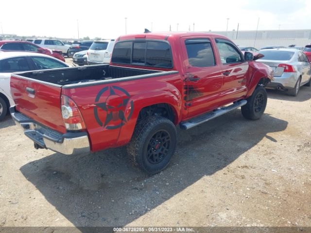 Photo 3 VIN: 5TFLU4EN3EX101402 - TOYOTA TACOMA 