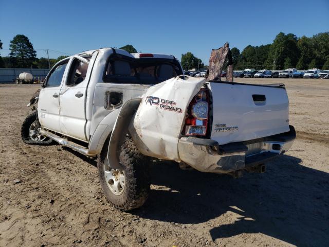 Photo 2 VIN: 5TFLU4EN3FX114569 - TOYOTA TACOMA DOU 