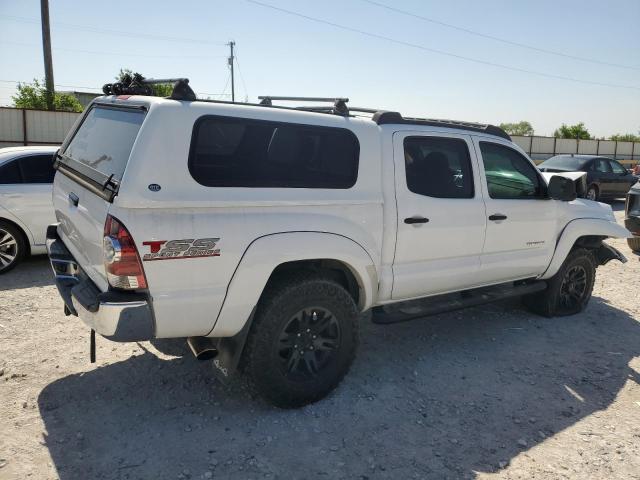 Photo 2 VIN: 5TFLU4EN3FX123515 - TOYOTA TACOMA 