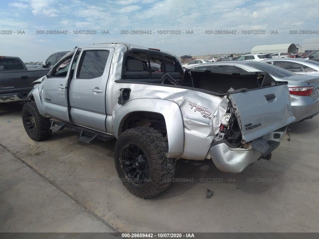 Photo 2 VIN: 5TFLU4EN4BX002857 - TOYOTA TACOMA 