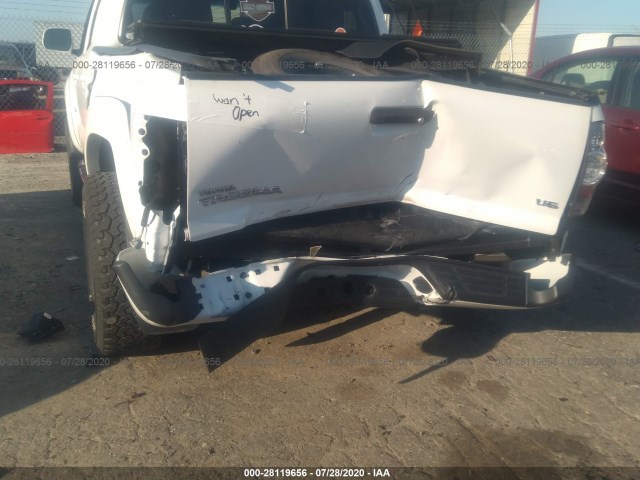 Photo 5 VIN: 5TFLU4EN4BX016368 - TOYOTA TACOMA 