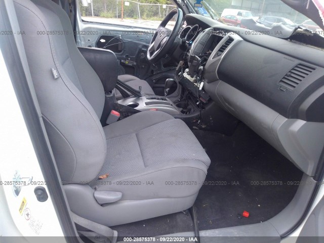 Photo 4 VIN: 5TFLU4EN4CX034614 - TOYOTA TACOMA 