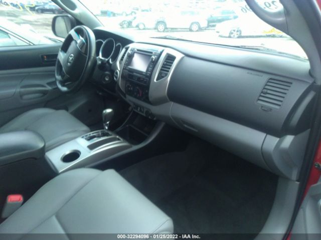 Photo 4 VIN: 5TFLU4EN4DX068862 - TOYOTA TACOMA 