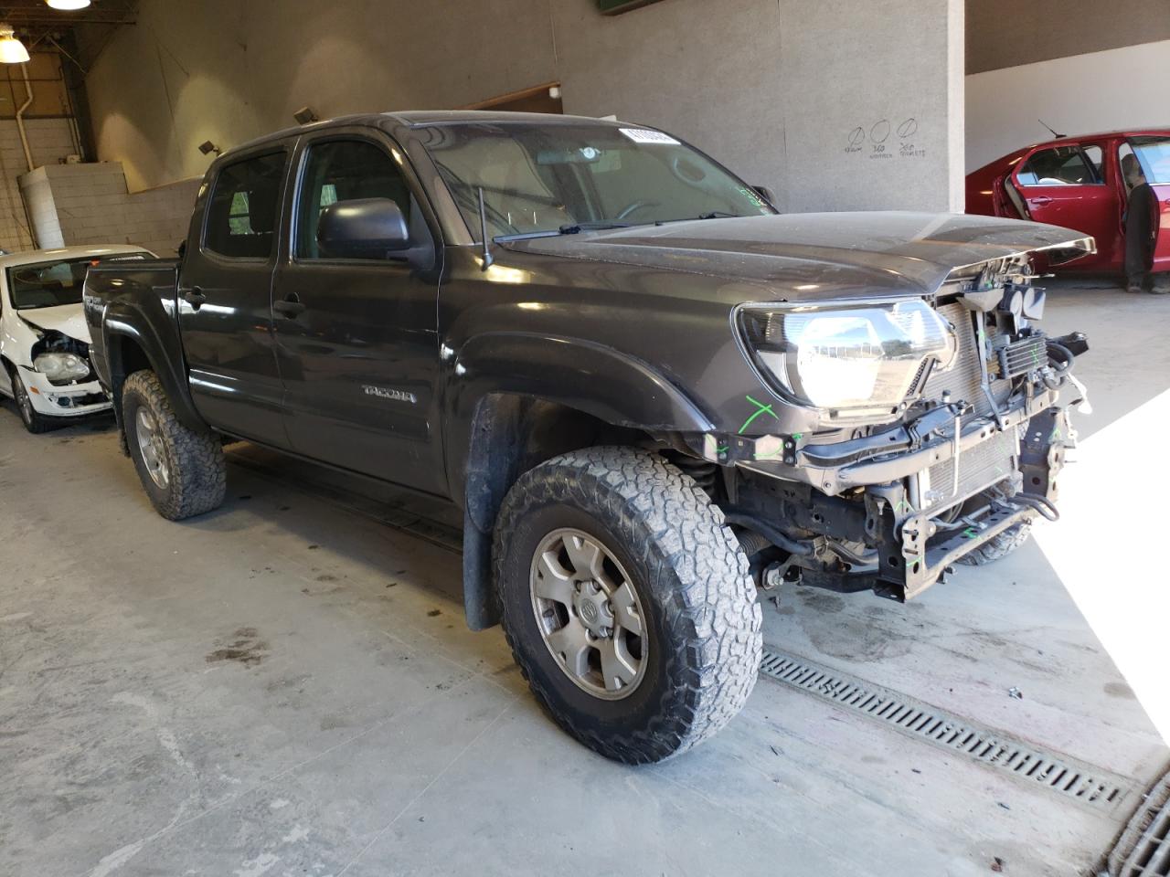 Photo 3 VIN: 5TFLU4EN4EX091222 - TOYOTA TACOMA 