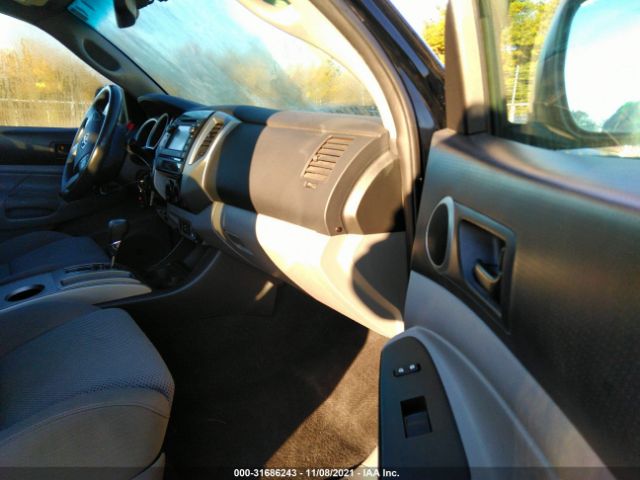 Photo 4 VIN: 5TFLU4EN5CX045296 - TOYOTA TACOMA 