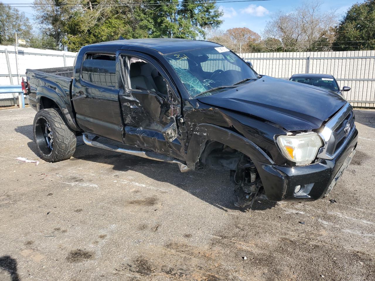 Photo 3 VIN: 5TFLU4EN5CX048408 - TOYOTA TACOMA 