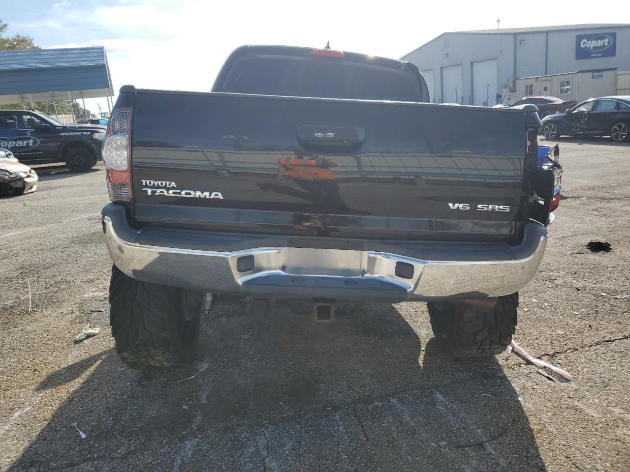 Photo 5 VIN: 5TFLU4EN5CX048408 - TOYOTA TACOMA 