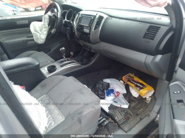 Photo 4 VIN: 5TFLU4EN5FX126285 - TOYOTA TACOMA 