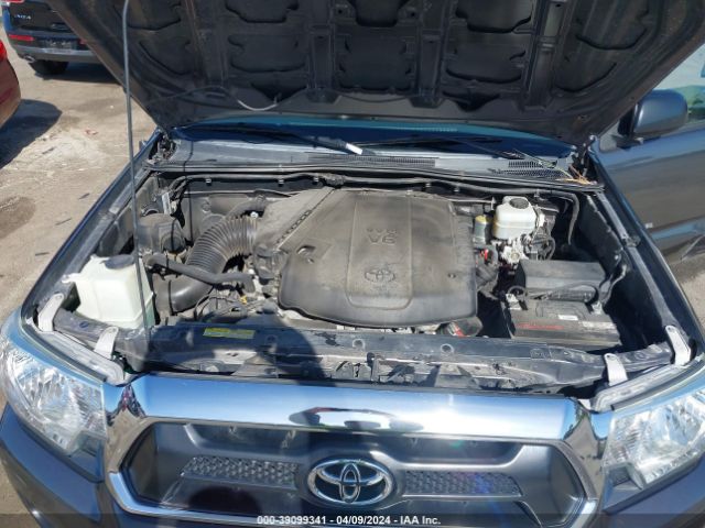 Photo 9 VIN: 5TFLU4EN5FX135228 - TOYOTA TACOMA 