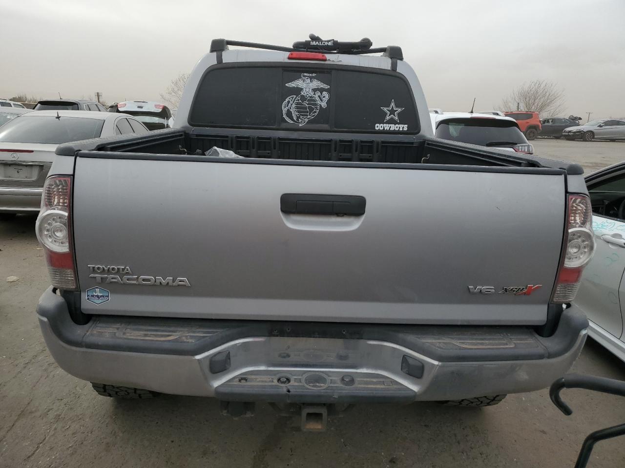 Photo 5 VIN: 5TFLU4EN5FX140879 - TOYOTA TACOMA 