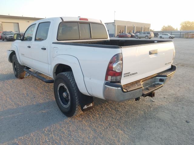 Photo 2 VIN: 5TFLU4EN6BX013780 - TOYOTA TACOMA DOU 