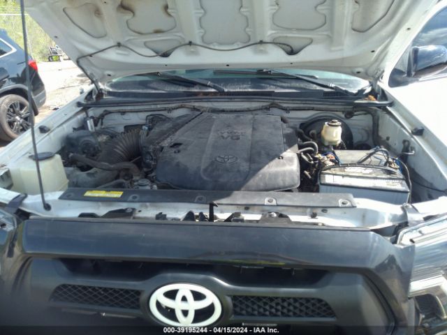 Photo 9 VIN: 5TFLU4EN6FX126862 - TOYOTA TACOMA 