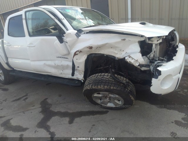 Photo 5 VIN: 5TFLU4EN7BX008345 - TOYOTA TACOMA 