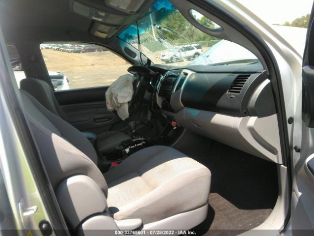 Photo 4 VIN: 5TFLU4EN7CX031934 - TOYOTA TACOMA 