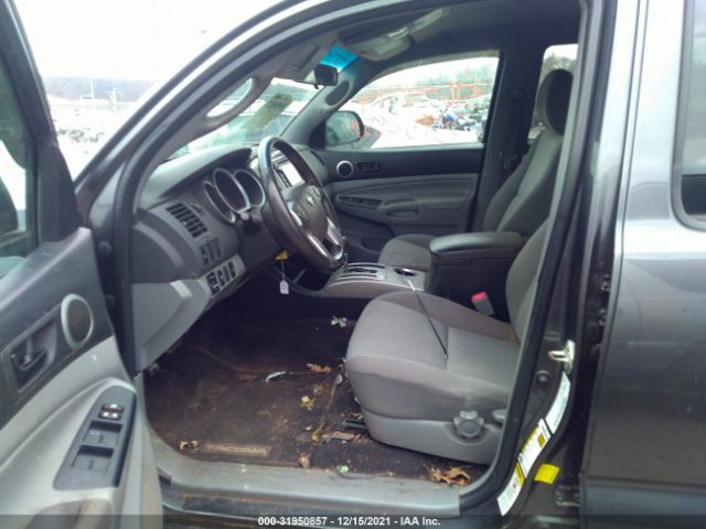 Photo 4 VIN: 5TFLU4EN7EX102228 - TOYOTA TACOMA 