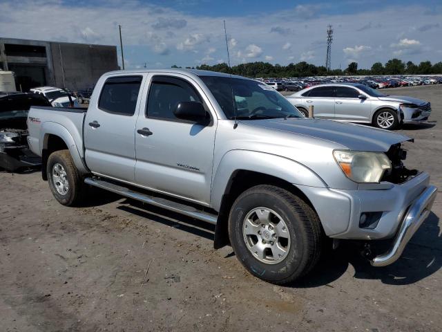 Photo 3 VIN: 5TFLU4EN8DX061994 - TOYOTA TACOMA DOU 