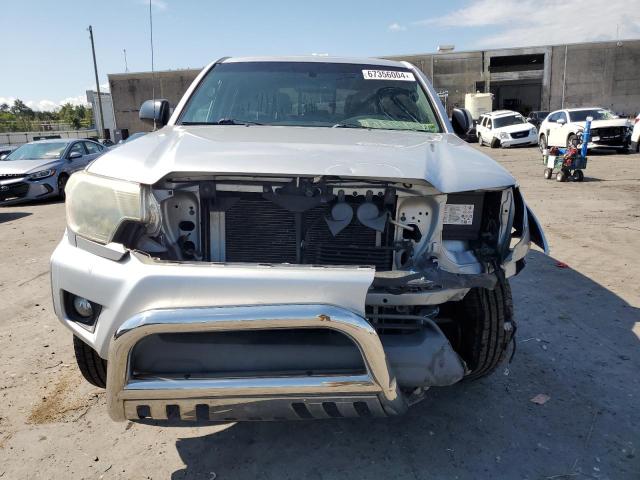 Photo 4 VIN: 5TFLU4EN8DX061994 - TOYOTA TACOMA DOU 