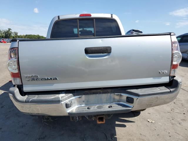 Photo 5 VIN: 5TFLU4EN8DX061994 - TOYOTA TACOMA DOU 