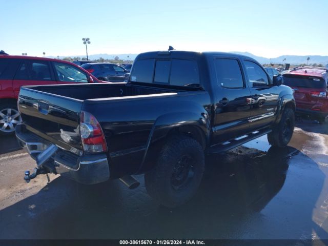 Photo 3 VIN: 5TFLU4EN8EX097010 - TOYOTA TACOMA 