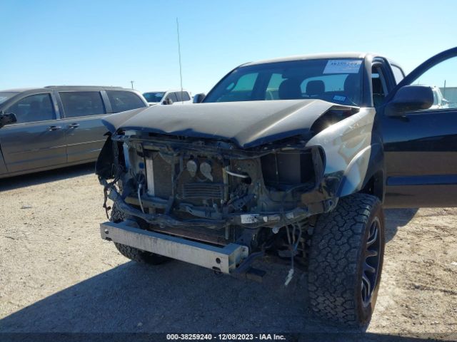 Photo 5 VIN: 5TFLU4EN8FX142447 - TOYOTA TACOMA 