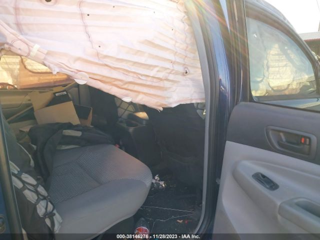 Photo 7 VIN: 5TFLU4EN9CX024936 - TOYOTA TACOMA 