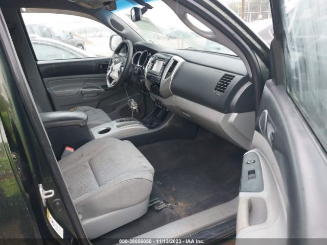 Photo 4 VIN: 5TFLU4EN9CX034995 - TOYOTA TACOMA 