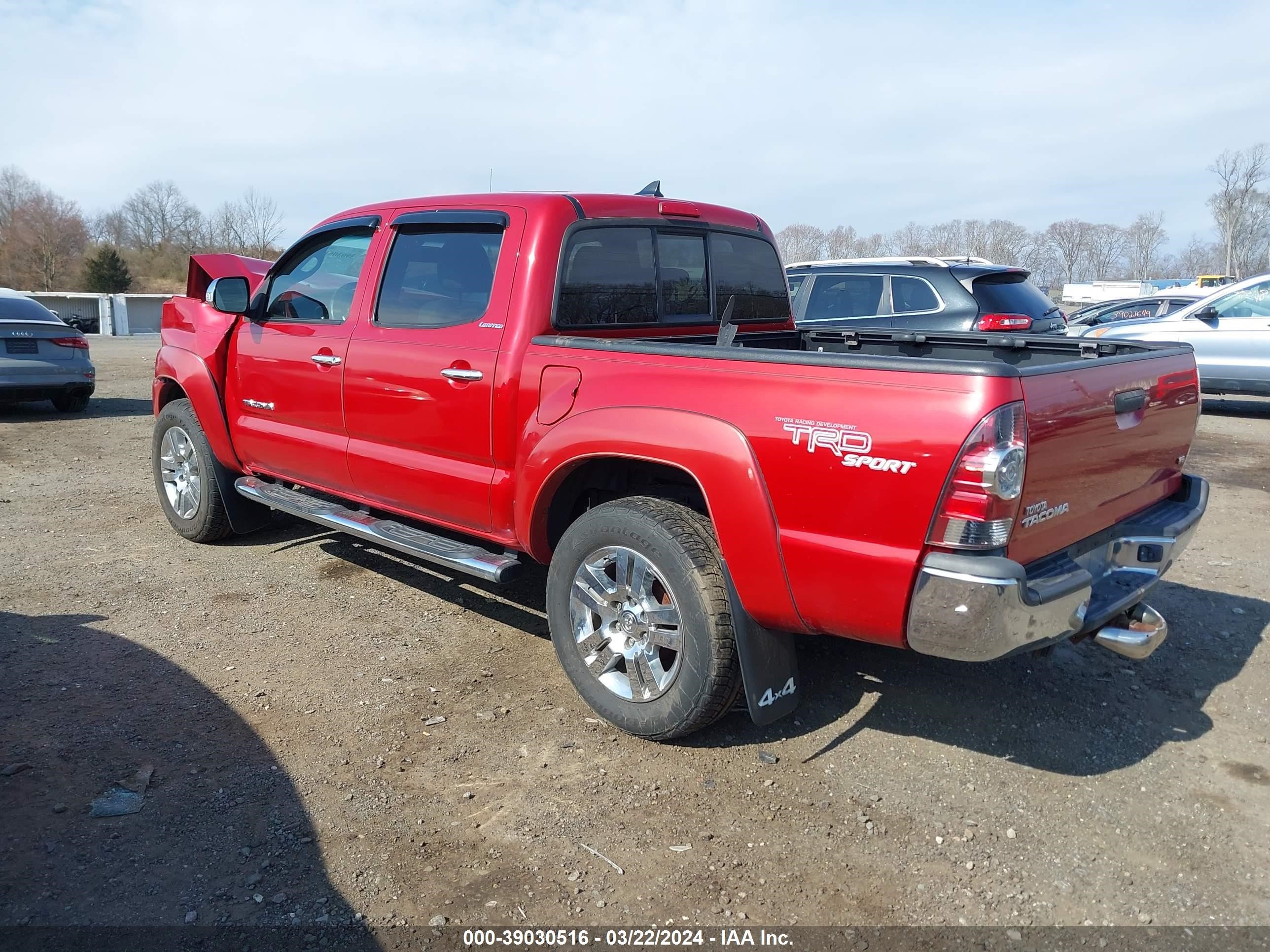 Photo 2 VIN: 5TFLU4EN9DX051068 - TOYOTA TACOMA 