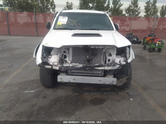 Photo 5 VIN: 5TFLU4EN9EX102358 - TOYOTA TACOMA 