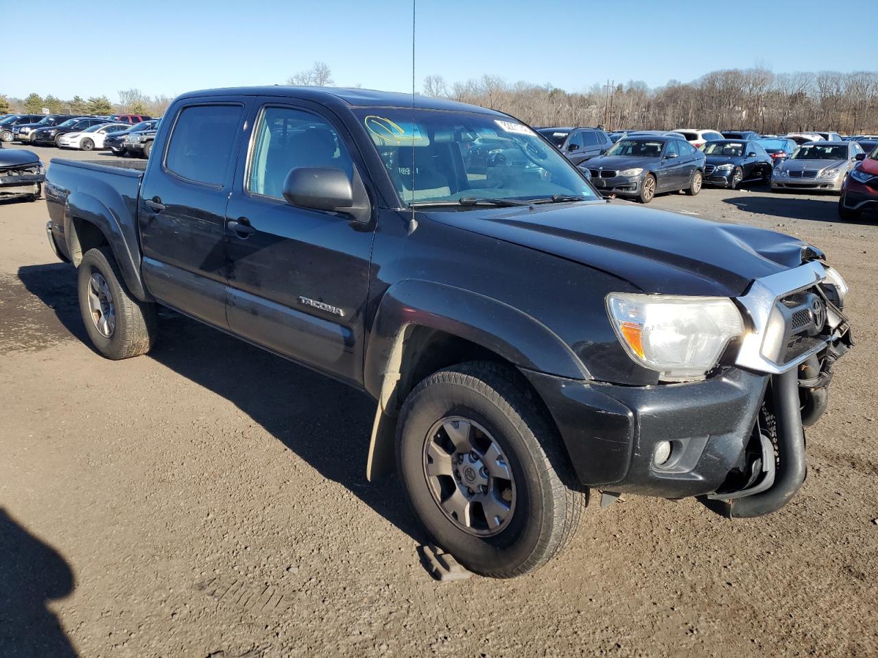 Photo 3 VIN: 5TFLU4EN9FX126502 - TOYOTA TACOMA 