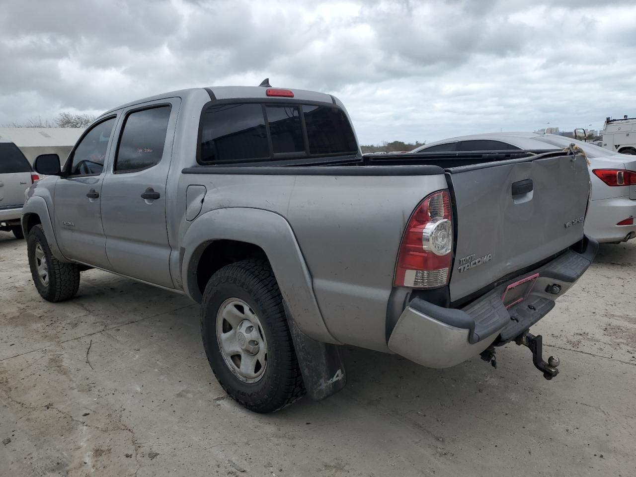 Photo 1 VIN: 5TFLU4EN9FX133384 - TOYOTA TACOMA 