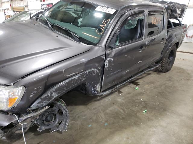 Photo 8 VIN: 5TFLU4EN9FX136902 - TOYOTA TACOMA DOU 